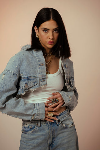 Reya Earrings in Champagne