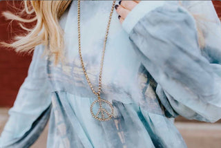 Woodstock Metallic Necklace