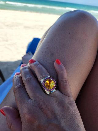 Jacci Ring In Light Gold