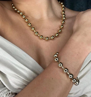 Radmilla Medium Necklace