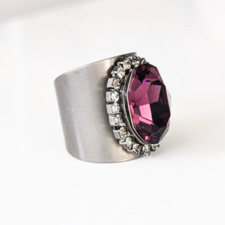 Sydney Ring in Gunmetal Amethyst