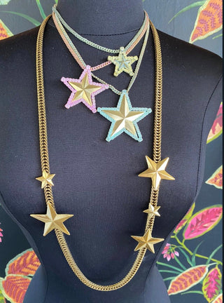 Collier en argent avec étoiles d'Oklahoma City