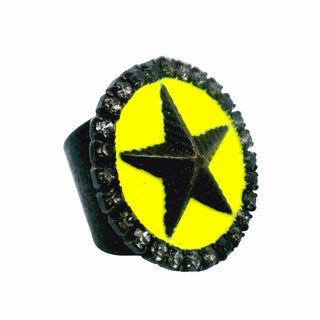 Statement Star Ring in Smutt