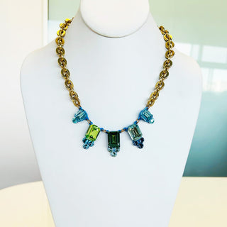 Kamel Necklace