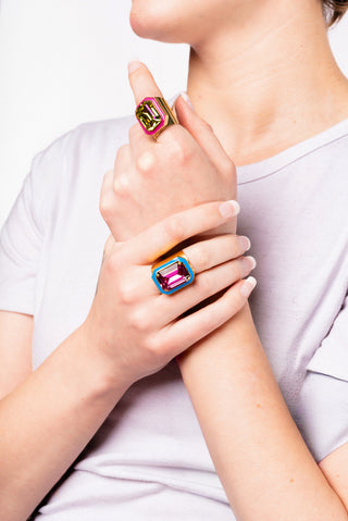 Big Dakota Ring in Neon Pink