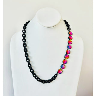 Berty Necklace in Smutt "One of a Kind"