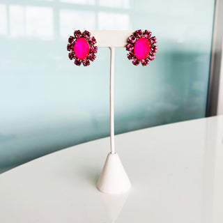 Edith Oval Studs in Antique Gold / Pinks