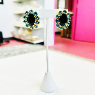 Edith Oval Earrings in Jet / Indian Sapphire