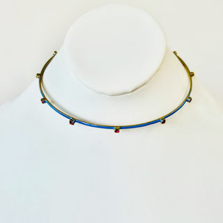 Everly Choker in Blue / Red