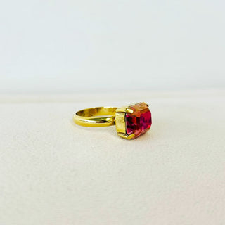 Solitaire Ring in Rectangle
