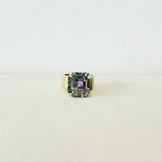 Solitaire Ring in Square