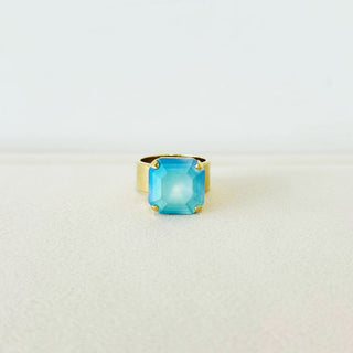 Solitaire Ring in Square