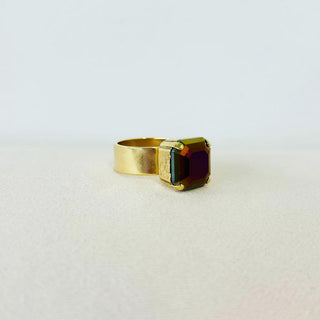 Solitaire Ring in Square