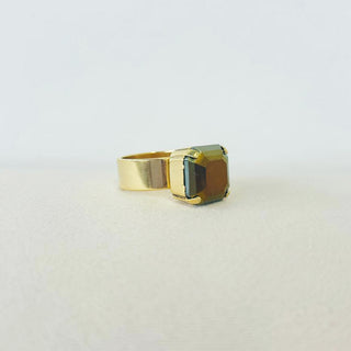 Solitaire Ring in Square