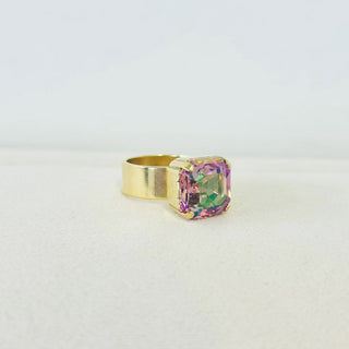 Solitaire Ring in Square