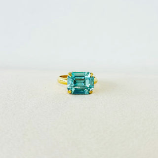 Solitaire Ring in Rectangle