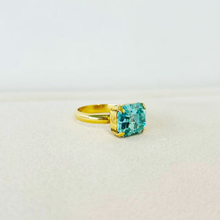 Solitaire Ring in Rectangle