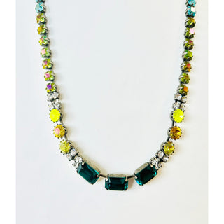 Vika Necklace